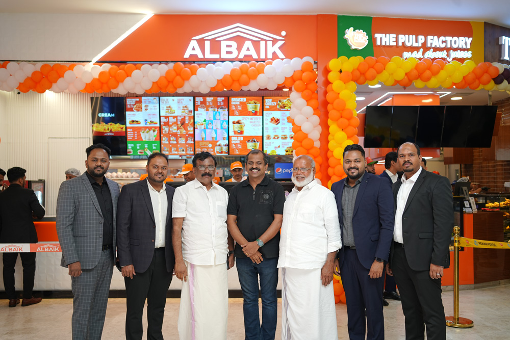 Chef Pillai (Founder, RCP Hospitality) visit ALBAIK new outlet at Lulu Mall, Kottayam